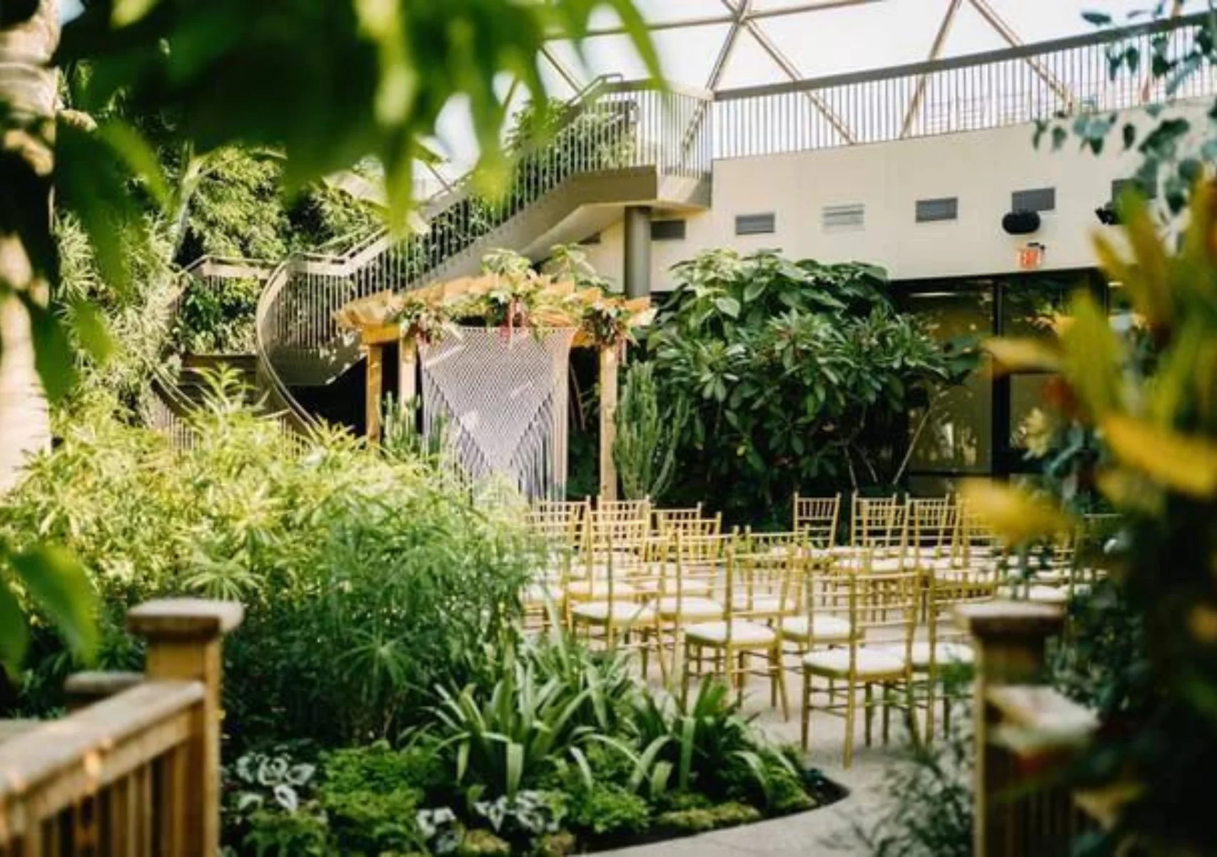 Airwaves Music Calgary Wedding Venue - Devonian Gardens