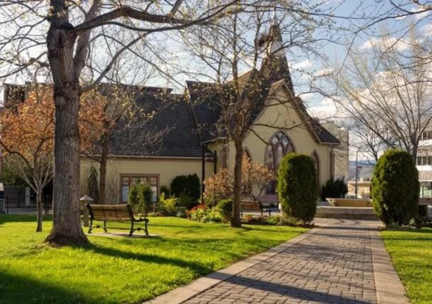 Airwaves Music Kamloops Venue - St Andrews on the Square