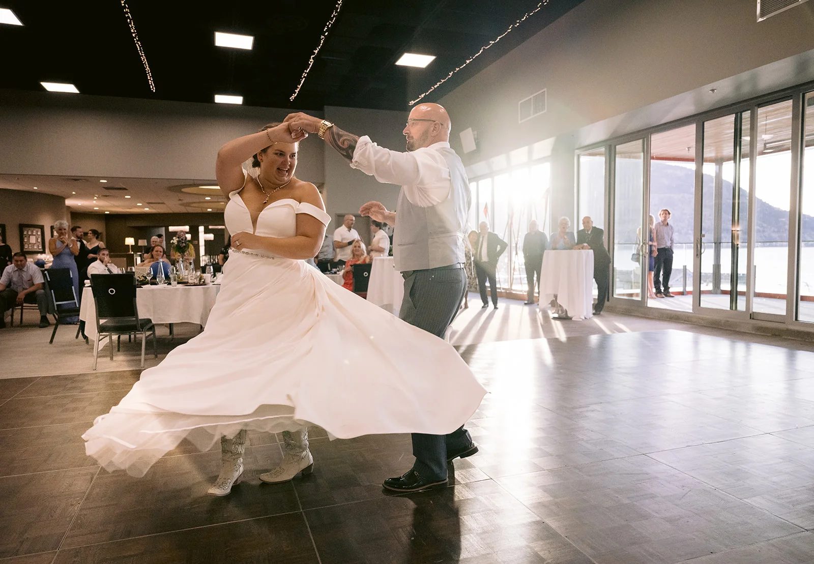 Airwaves Music Penticton Wedding – Kelsey & Kurt First Dance – Mindful Studio Photography Kelsey & Kurt - First Dance