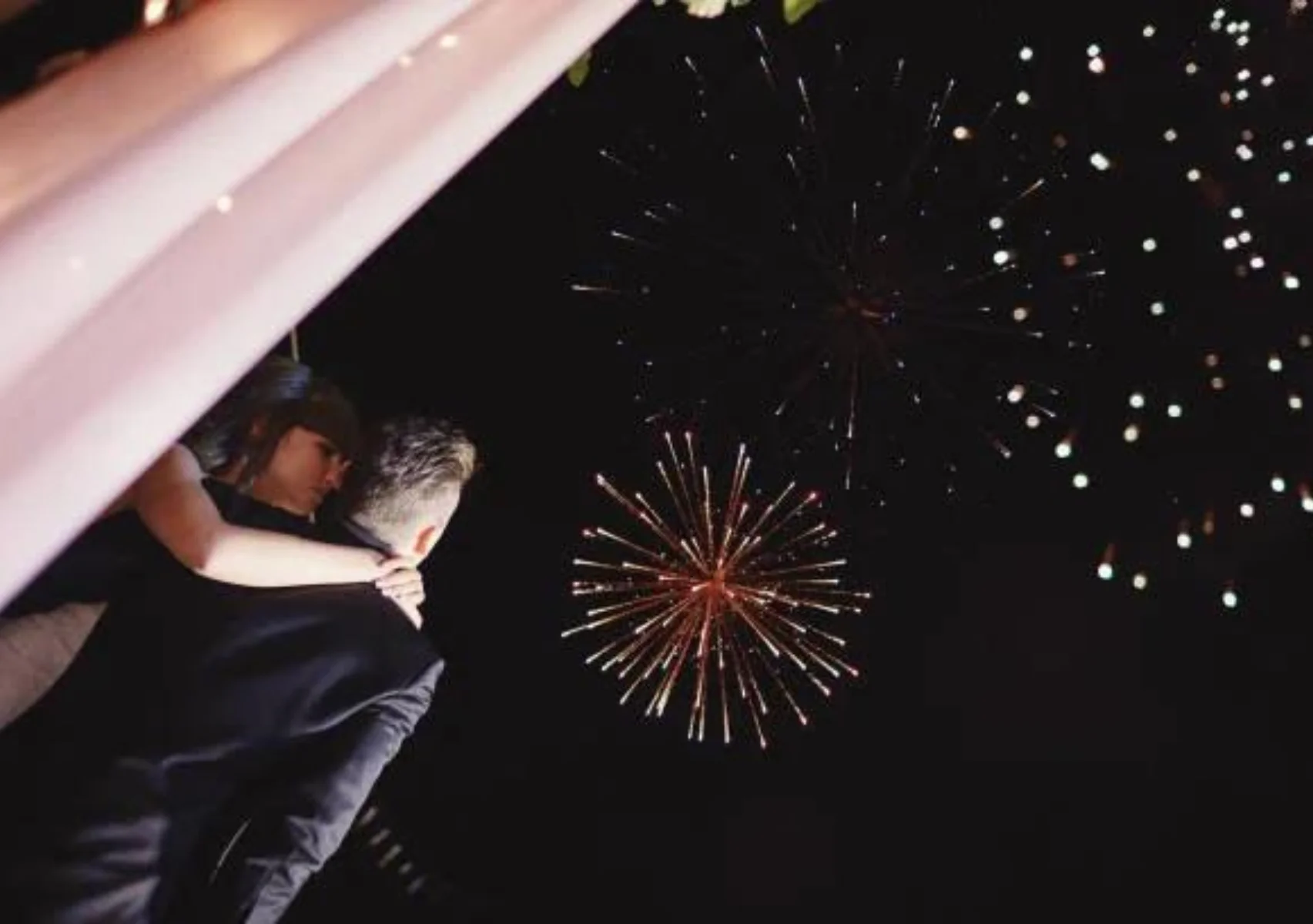 Airwaves Music Wedding DJs – Entertainment Idea Fireworks Airwaves Music Wedding DJs - Entertainment Idea Fireworks