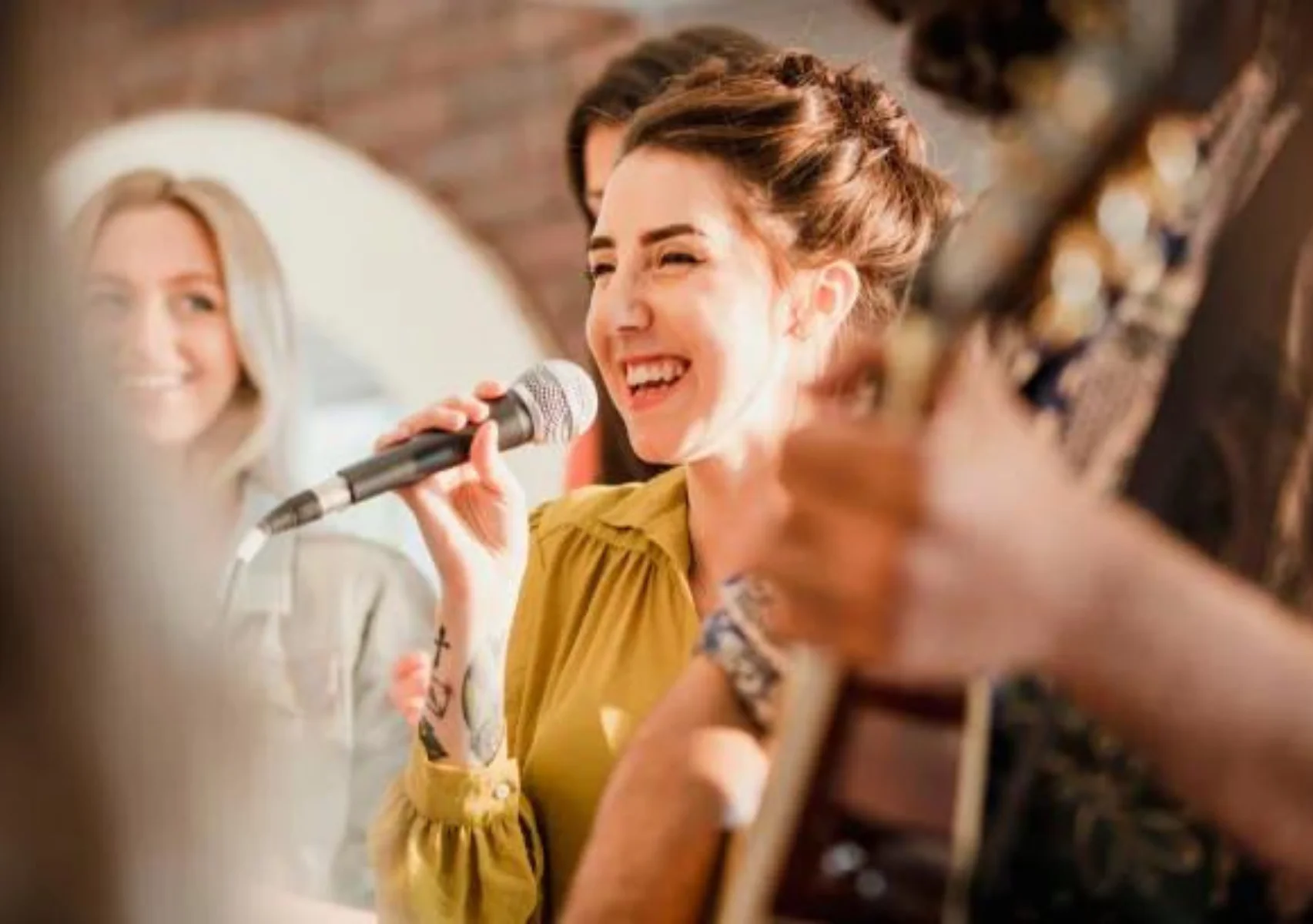 Airwaves Music Wedding DJs – Entertainment Idea Karaoke Airwaves Music Wedding DJs - Entertainment Idea Karaoke