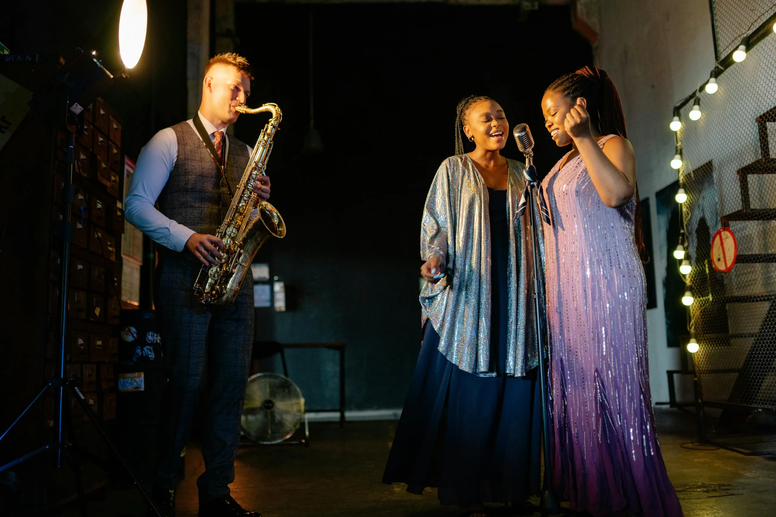 Airwaves Music Wedding DJs – Photo by Yan Krukau Airwaves Music Wedding DJs - Photo by Yan Krukau