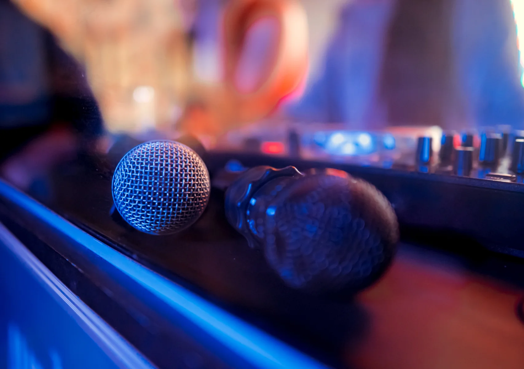 Airwaves Music - Equipment Wireless Microphone