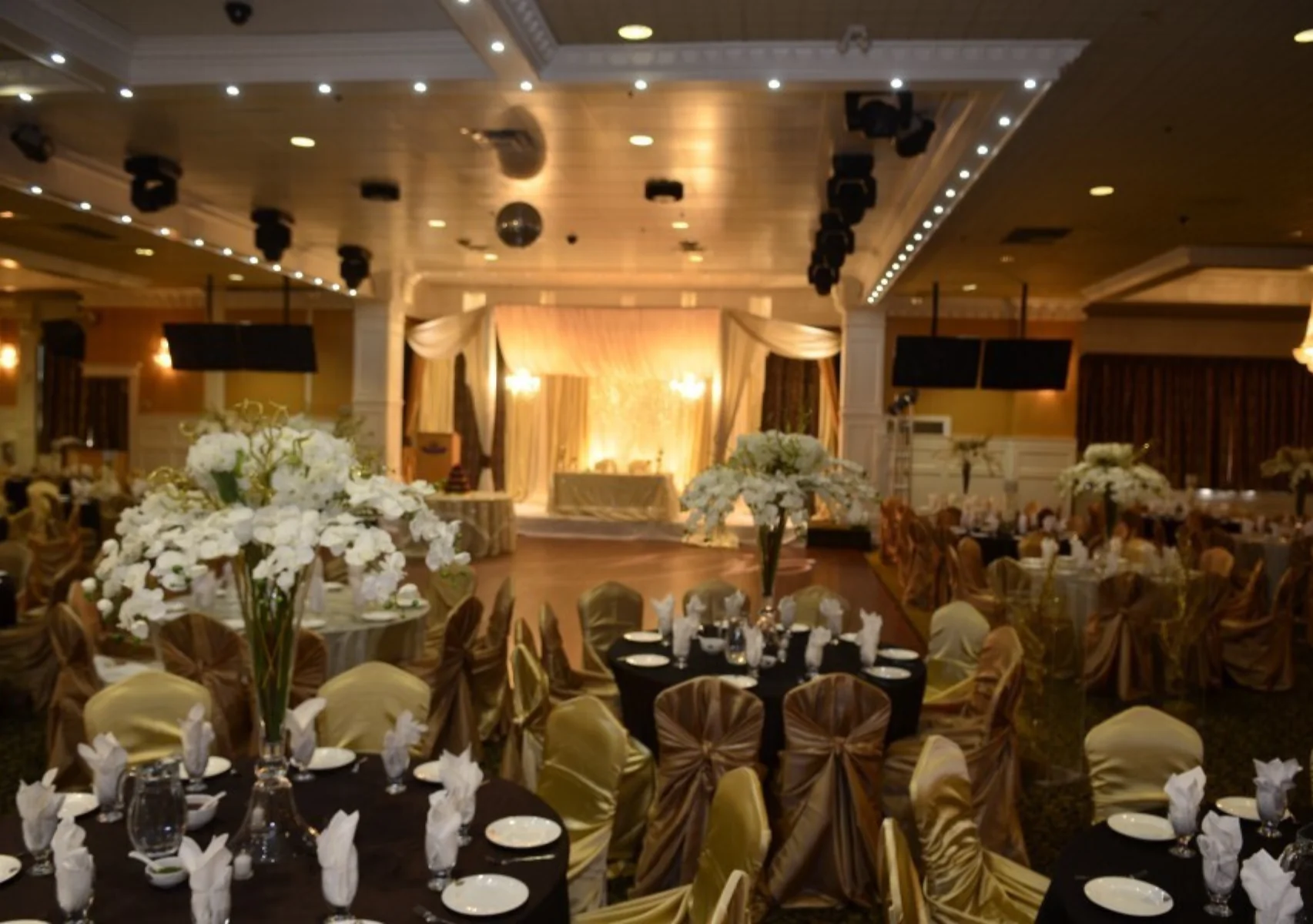 Airwaves Music – Grand Taj Banquet Hall Grand Taj Banquet Hall