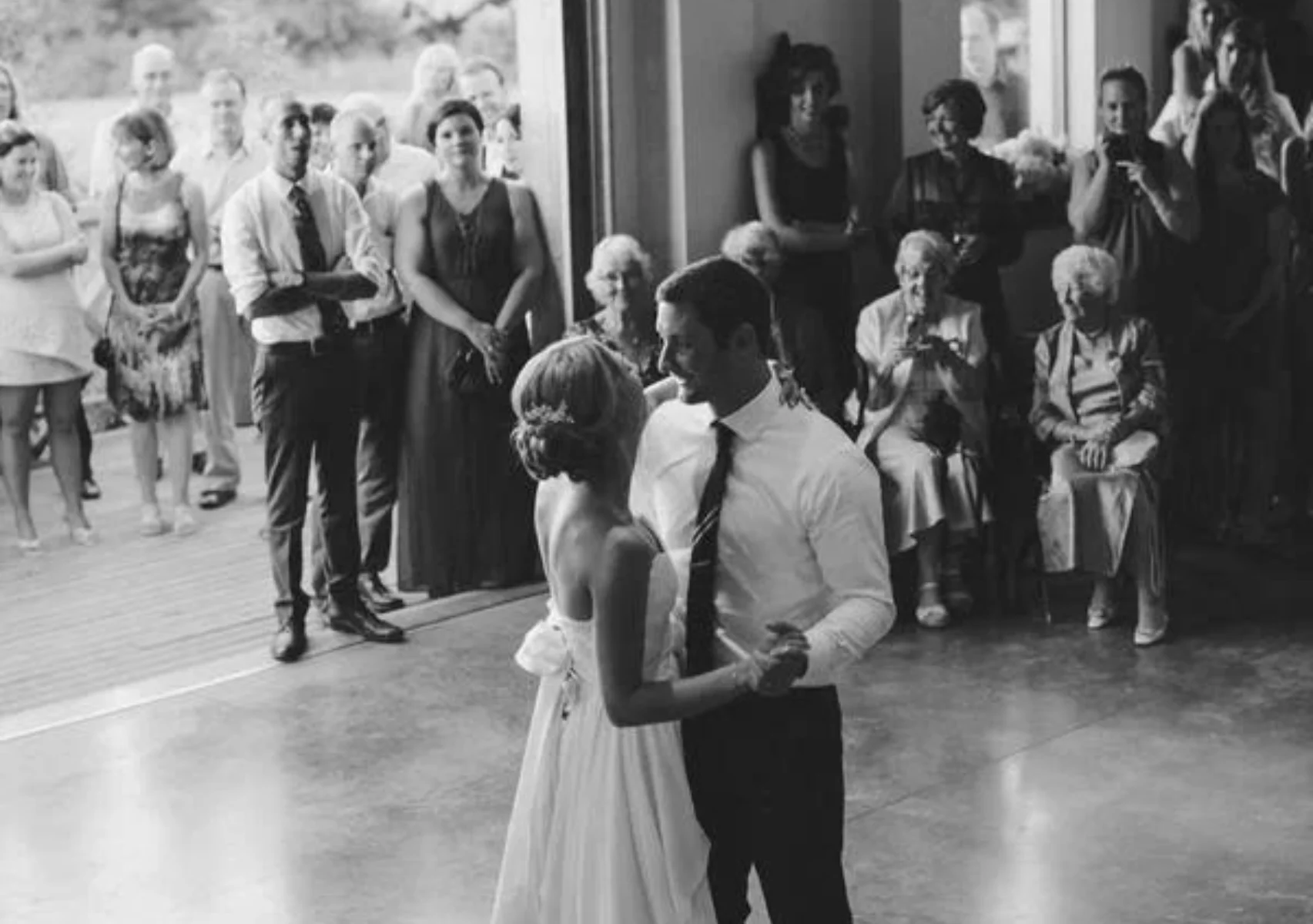 Airwaves Music Wedding DJs – Kelsey & Colin – Ameris Photography Airwaves Music Wedding DJs - Kelsey & Colin - Ameris Photography