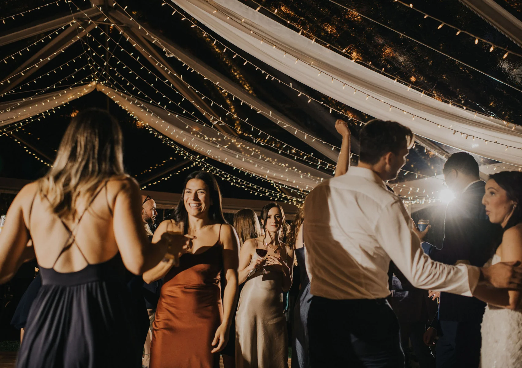 Airwaves Music Wedding – Sarah & Dalton – Joelsview Photography Airwaves Music Wedding - Sarah & Dalton - Joelsview Photography