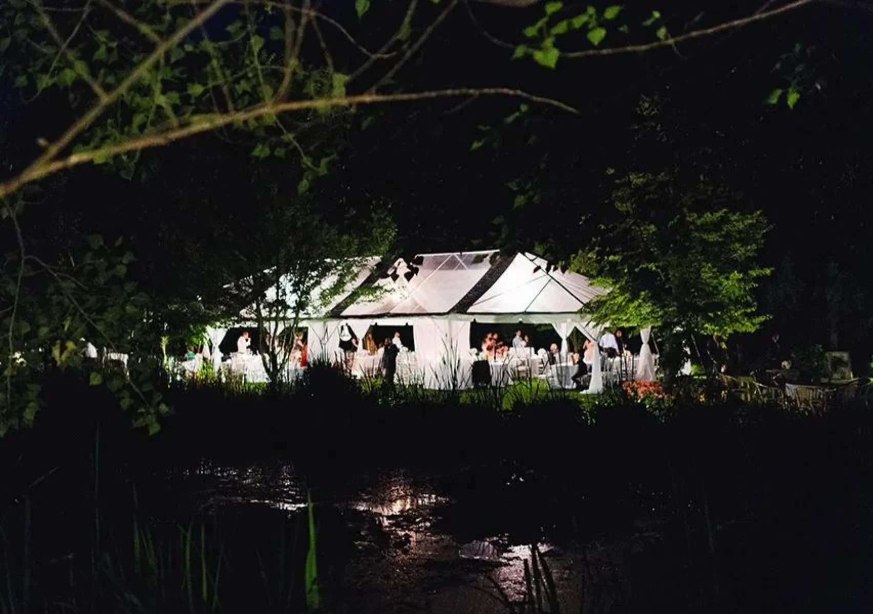 Airwaves Music – Linden Gardens Wedding Airwaves Music Linden Gardens Wedding